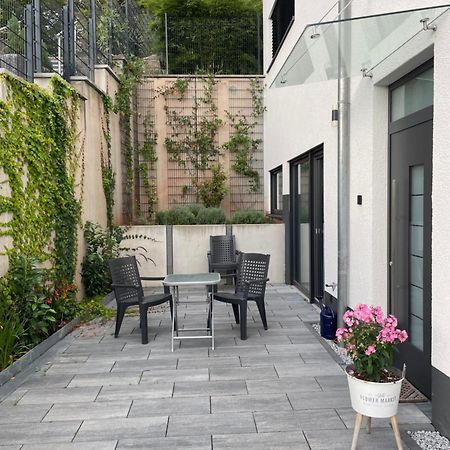 Gemuetliche, Topp Ausgestattete Ferienwohnung 반 외부 사진