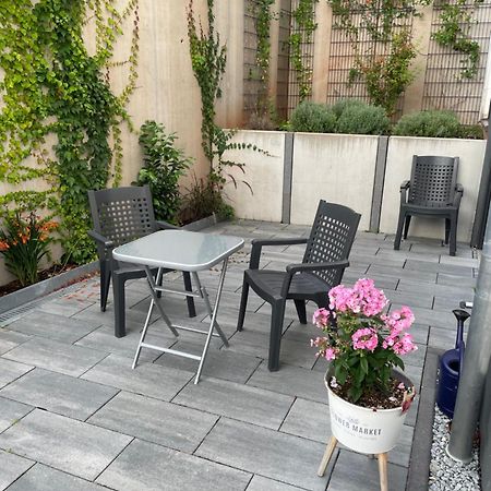Gemuetliche, Topp Ausgestattete Ferienwohnung 반 외부 사진